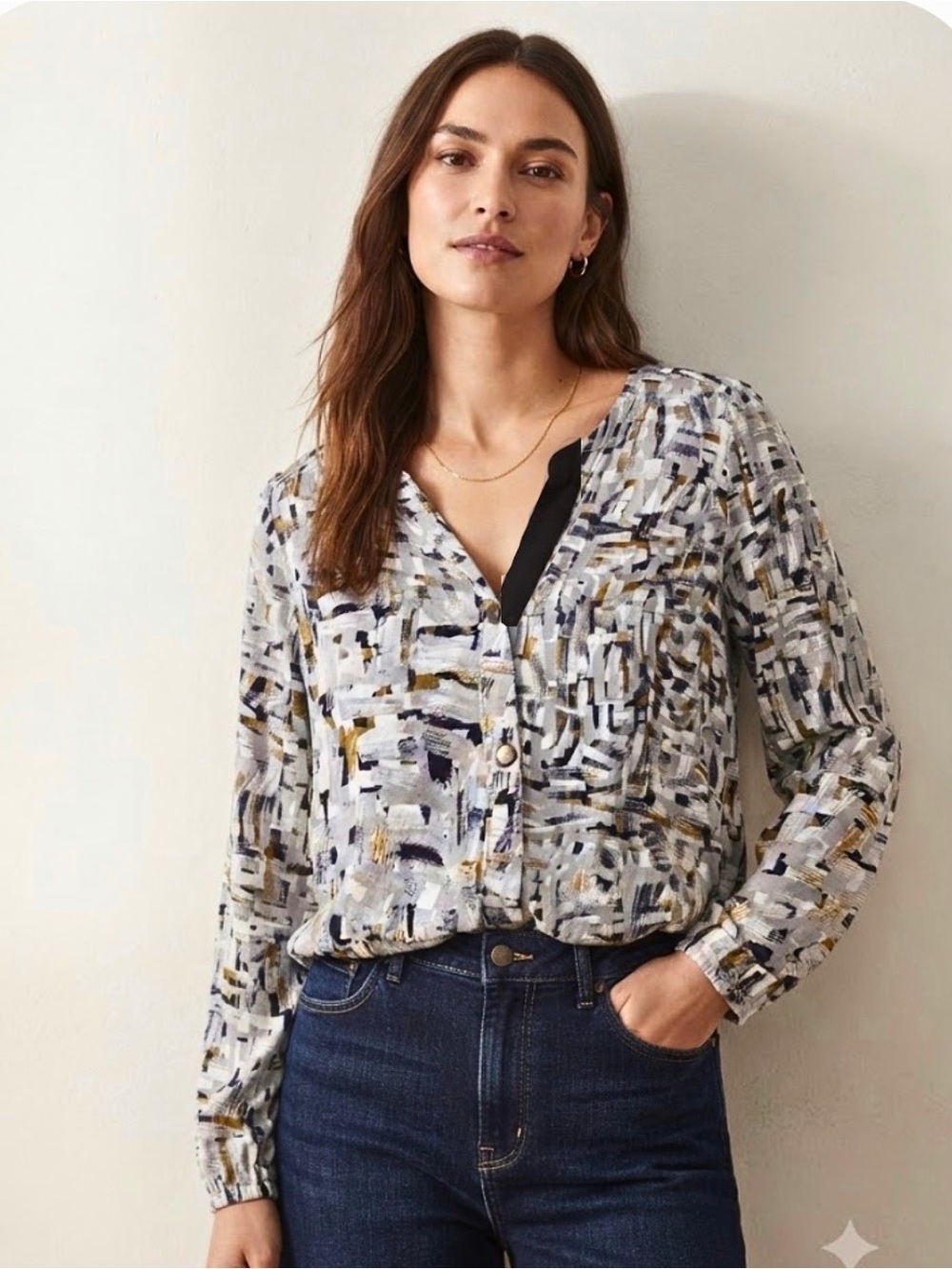 Sandwich Abstract Brushstroke Long-Sleeve V-Neck Top